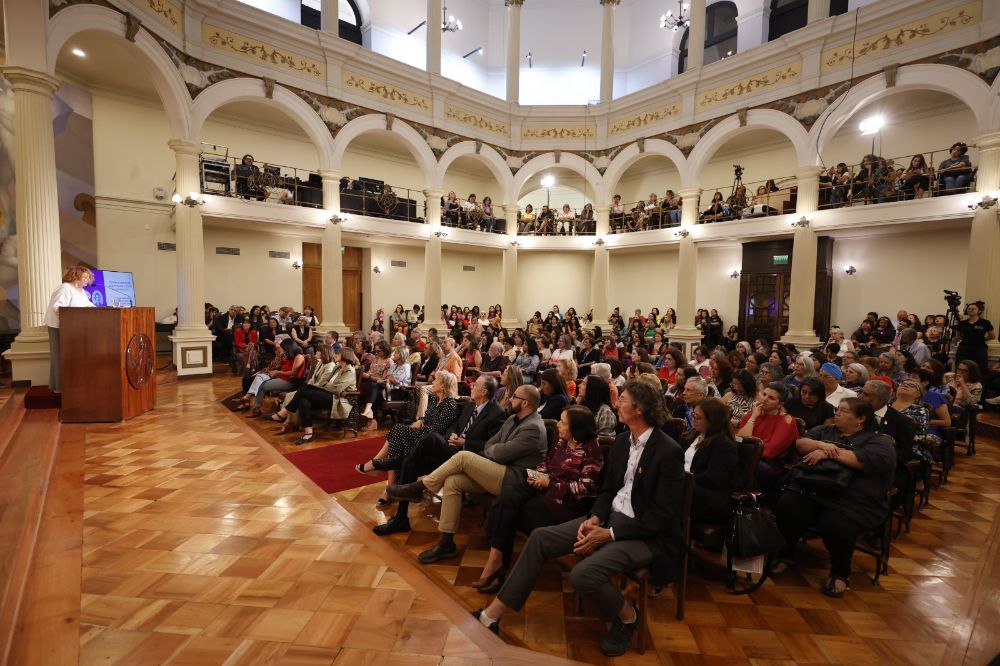 La ceremonia de conmemoración del Día Internacional de la Mujer es también la oportunidad en la que la DIGEN realiza una cuenta pública del recorrido del periodo respecto a avances y desafíos en materia de Igualdad de Género.